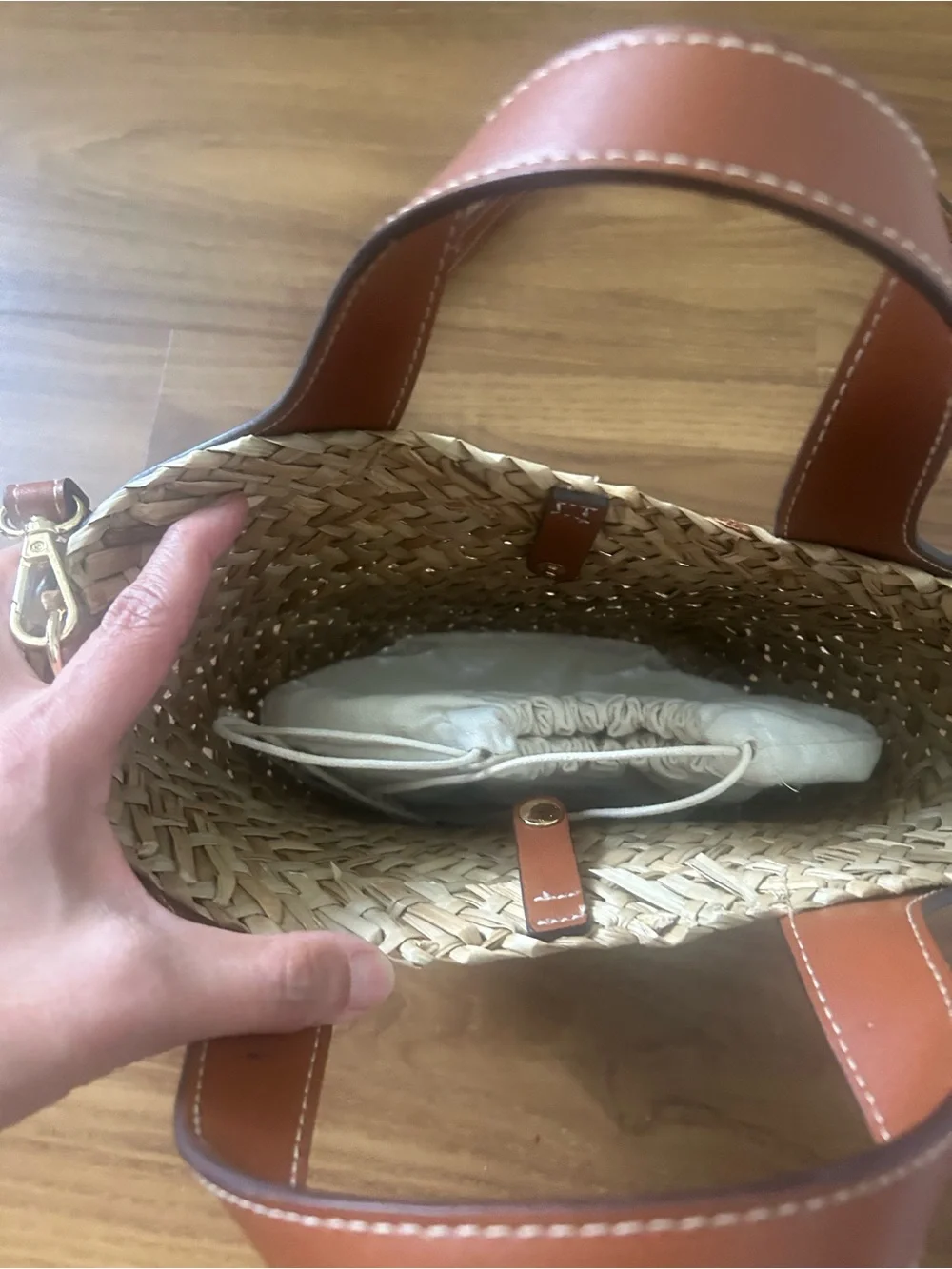 Small natural fiber basket